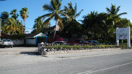 Turtle Cove Inn Providenciales Exterior photo